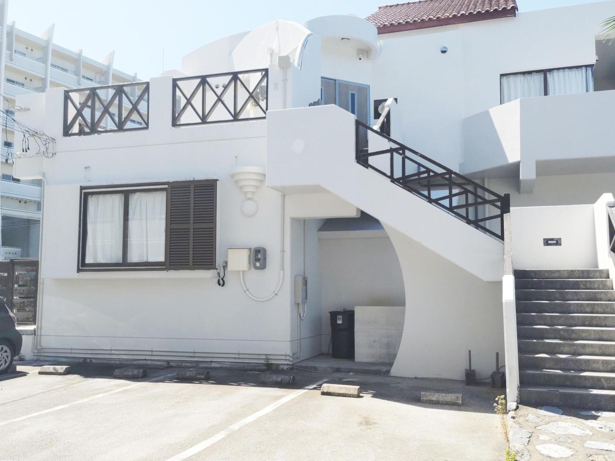 Kariyushi Condominium Resort Sea Side House Nago Exteriör bild
