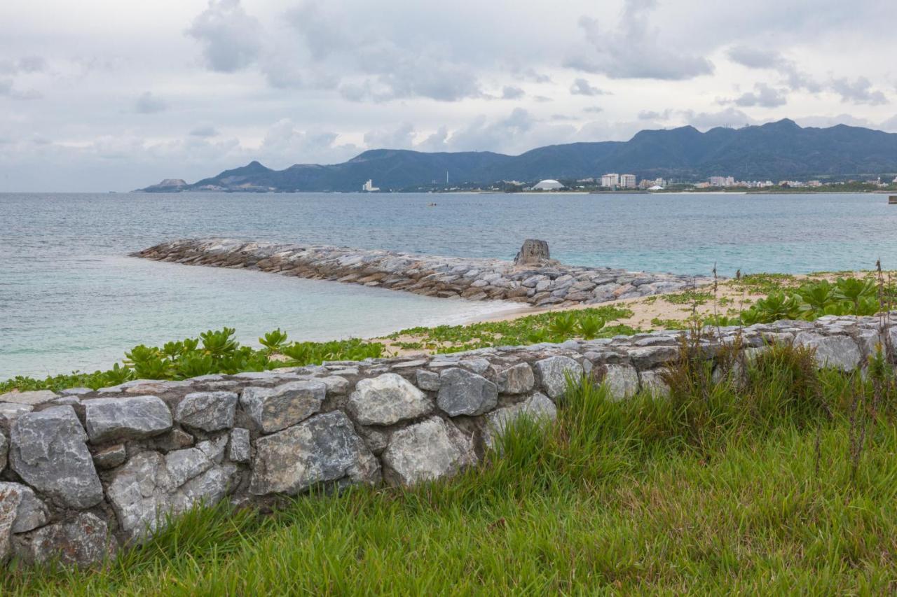 Kariyushi Condominium Resort Sea Side House Nago Exteriör bild